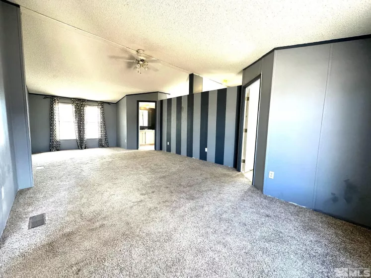 20 Mahogany Blvd, Hadley, Nevada 89045, 4 Bedrooms Bedrooms, ,3 BathroomsBathrooms,Residential,For Sale,Mahogany Blvd,240010682