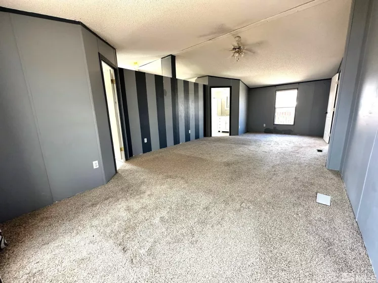 20 Mahogany Blvd, Hadley, Nevada 89045, 4 Bedrooms Bedrooms, ,3 BathroomsBathrooms,Residential,For Sale,Mahogany Blvd,240010682