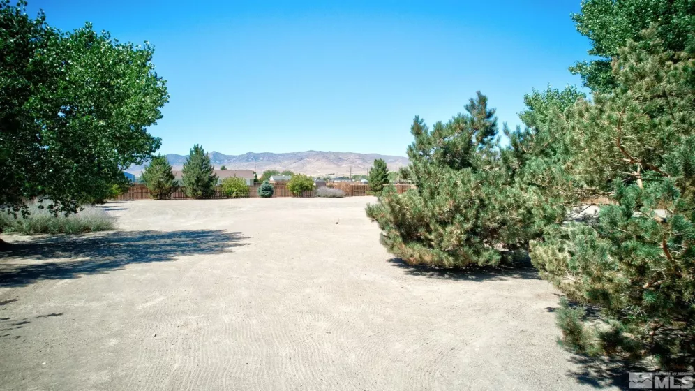 5285 Bentgrass Drive, Stagecoach, Nevada 89429, 3 Bedrooms Bedrooms, ,2 BathroomsBathrooms,Residential,For Sale,Bentgrass Drive,240010938