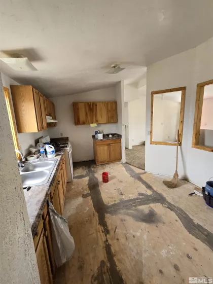 2600 Tonopah St, Silver Springs, Nevada 89429, 3 Bedrooms Bedrooms, ,2 BathroomsBathrooms,Residential,For Sale,Tonopah St,240010901