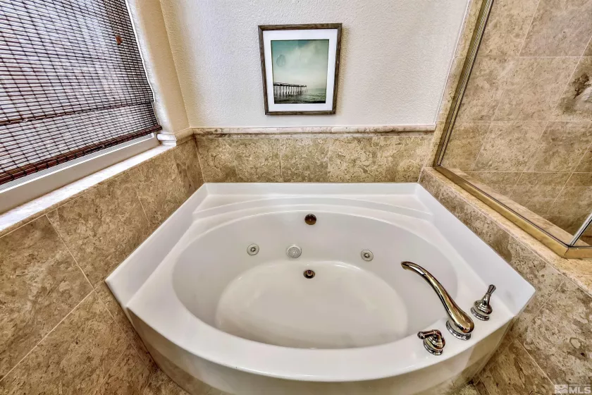 9900 Wilbur May PKWY, Reno, Nevada 89521, 2 Bedrooms Bedrooms, ,2 BathroomsBathrooms,Residential,For Sale,Wilbur May PKWY,240010609