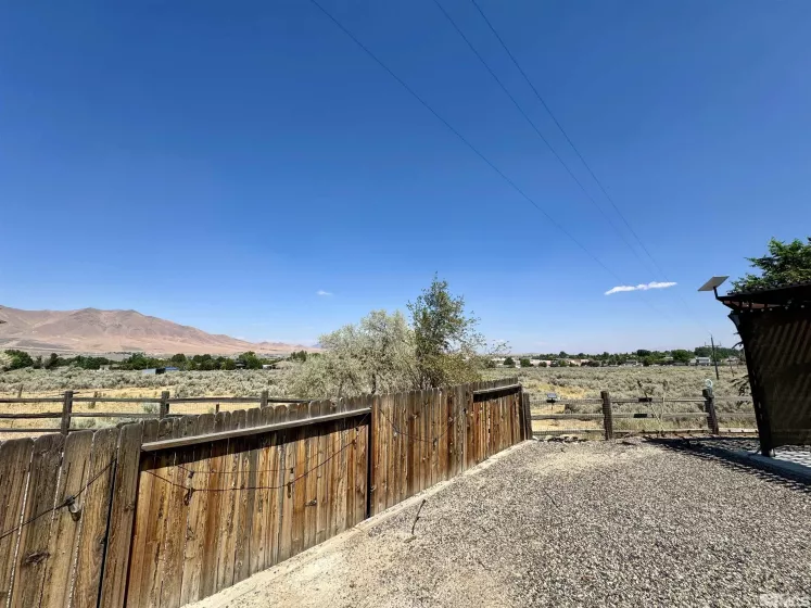 5253 Western Way, Winnemucca, Nevada 89445, 3 Bedrooms Bedrooms, ,2 BathroomsBathrooms,Residential,For Sale,Western Way,240010482