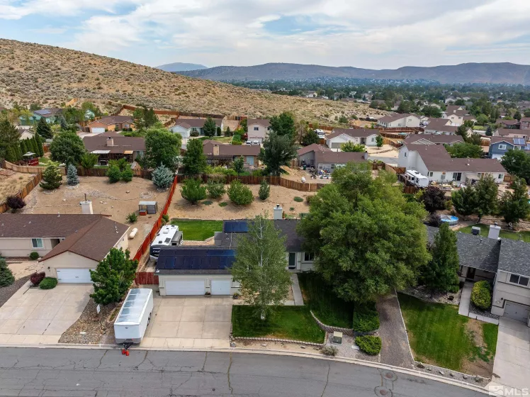 3965 Kettle Rock Dr, Reno, Nevada 89508, 4 Bedrooms Bedrooms, ,2 BathroomsBathrooms,Residential,For Sale,Kettle Rock Dr,240010434