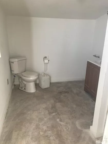 252 Bergara Ave, Tonopah, Nevada 89049, 1 Bedroom Bedrooms, ,1 BathroomBathrooms,Farm,For Sale,Bergara Ave,220003702