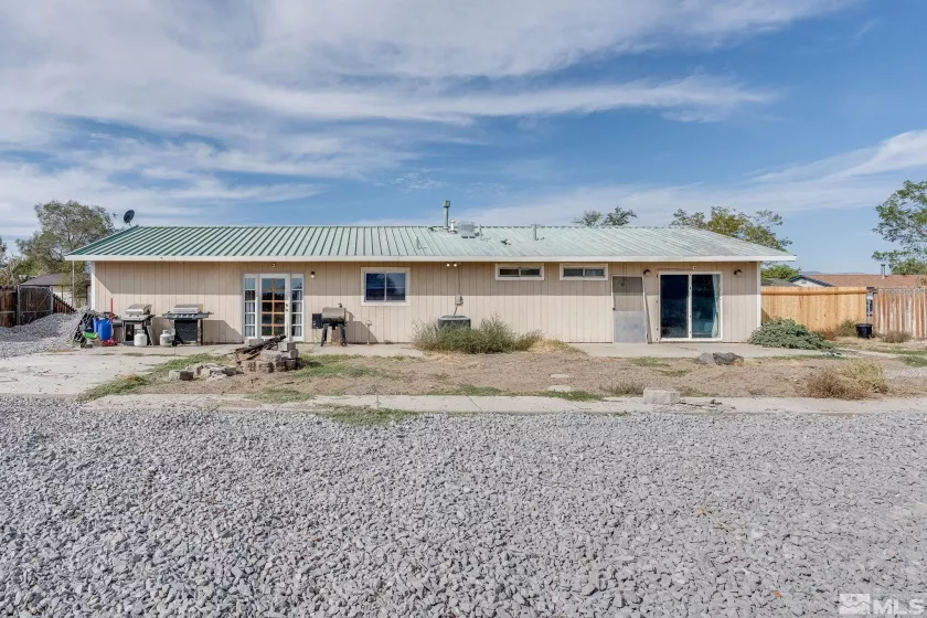 270 Flint St, Fernley, Nevada 89408, 3 Bedrooms Bedrooms, ,2 BathroomsBathrooms,Residential,For Sale,Flint St,240013035