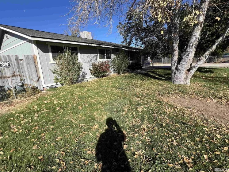 8985 Limnol St, Reno, Nevada 89506, 3 Bedrooms Bedrooms, ,1 BathroomBathrooms,Residential,For Sale,Limnol St,240013505