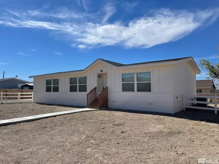 54 Whiteface, Yerington, Nevada 89447, 3 Bedrooms Bedrooms, ,2 BathroomsBathrooms,Residential,For Sale,Whiteface,240013127