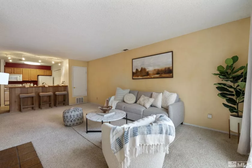 1013 Bradley Square, Sparks, Nevada 89434, 2 Bedrooms Bedrooms, ,1 BathroomBathrooms,Residential,For Sale,Bradley Square,240013125