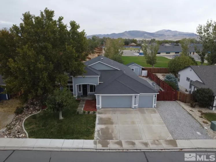 1052 Rimfield Way, Fernley, Nevada 89408, 4 Bedrooms Bedrooms, ,2 BathroomsBathrooms,Residential,For Sale,Rimfield Way,240013444