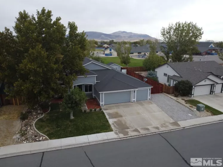 1052 Rimfield Way, Fernley, Nevada 89408, 4 Bedrooms Bedrooms, ,2 BathroomsBathrooms,Residential,For Sale,Rimfield Way,240013444