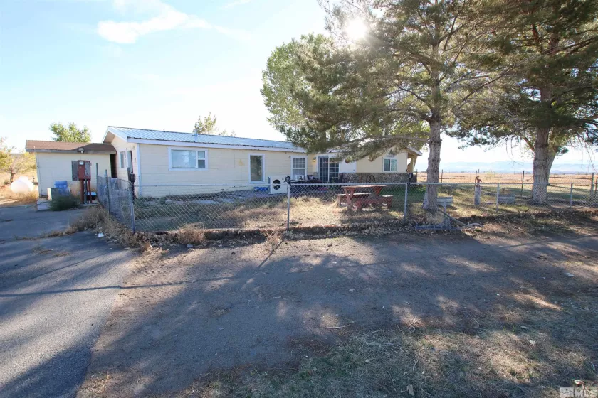 625 Hwy 95A E, Yerington, Nevada 89447, 3 Bedrooms Bedrooms, ,2 BathroomsBathrooms,Residential,For Sale,Hwy 95A E,240013482