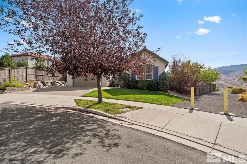 7070 Sterling Point Court, Reno, Nevada 89523, 3 Bedrooms Bedrooms, ,2 BathroomsBathrooms,Residential,For Sale,Sterling Point Court,240013152