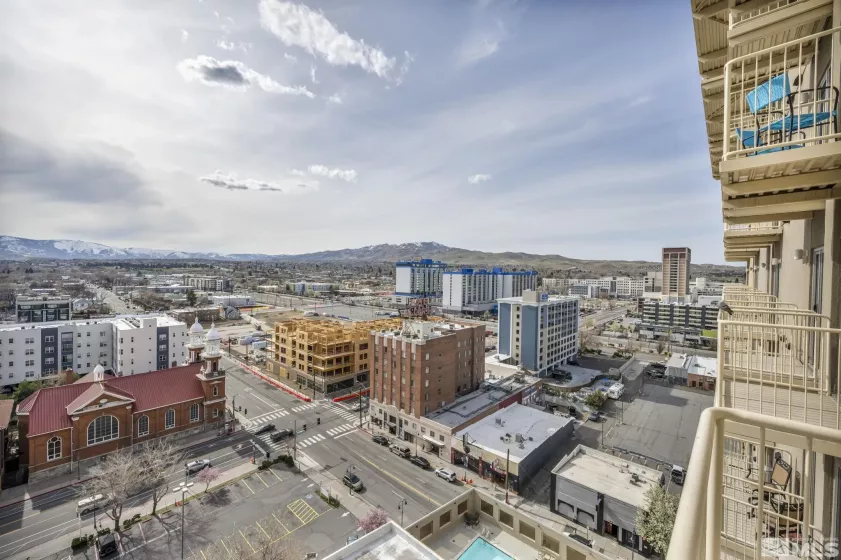 200 W 2nd St, Reno, Nevada 89501, 2 Bedrooms Bedrooms, ,2 BathroomsBathrooms,Residential,For Sale,W 2nd St,240005886