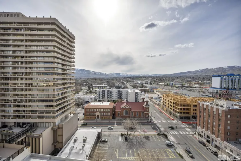 200 W 2nd St, Reno, Nevada 89501, 2 Bedrooms Bedrooms, ,2 BathroomsBathrooms,Residential,For Sale,W 2nd St,240005886