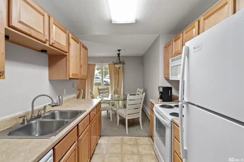 3909 Clear Acre Lane #39, Reno, Nevada 89512, 2 Bedrooms Bedrooms, ,1 BathroomBathrooms,Residential,For Sale,Clear Acre Lane #39,240013459