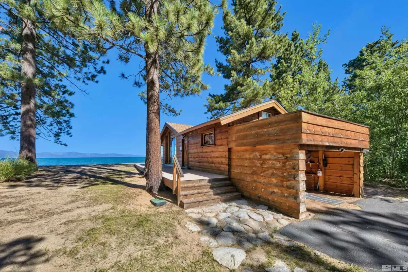 3865 Beach Road, South Lake Tahoe, California 96150, 3 Bedrooms Bedrooms, ,2 BathroomsBathrooms,Residential,For Sale,Beach Road,240013431