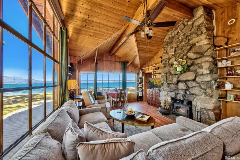 3865 Beach Road, South Lake Tahoe, California 96150, 3 Bedrooms Bedrooms, ,2 BathroomsBathrooms,Residential,For Sale,Beach Road,240013431