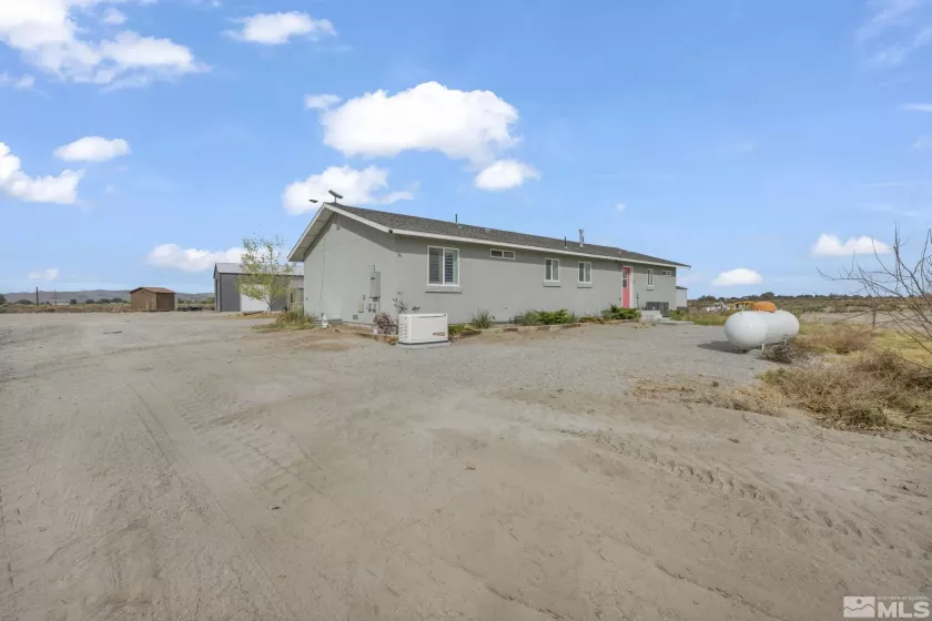 7330 Sandhill Rd, Fallon, Nevada 89406, 3 Bedrooms Bedrooms, ,2 BathroomsBathrooms,Residential,For Sale,Sandhill Rd,240013422