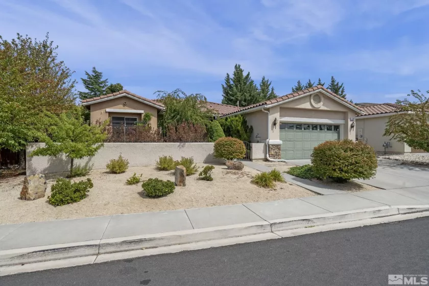 1630 Corleone Drive, Sparks, Nevada 89434, 2 Bedrooms Bedrooms, ,2 BathroomsBathrooms,Residential,For Sale,Corleone Drive,240013419