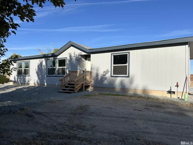 102 Chateau, Yerington, Nevada 89447, 3 Bedrooms Bedrooms, ,2 BathroomsBathrooms,Residential,For Sale,Chateau,240013367