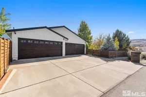 2090 La Fond Dr, Reno, Nevada 89509, 4 Bedrooms Bedrooms, ,2 BathroomsBathrooms,Residential,For Sale,La Fond Dr,240013331