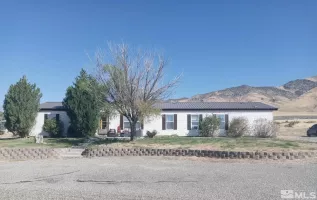 10285 Reins Way, Winnemucca, Nevada 89445, 5 Bedrooms Bedrooms, ,2 BathroomsBathrooms,Residential,For Sale,Reins Way,240013324