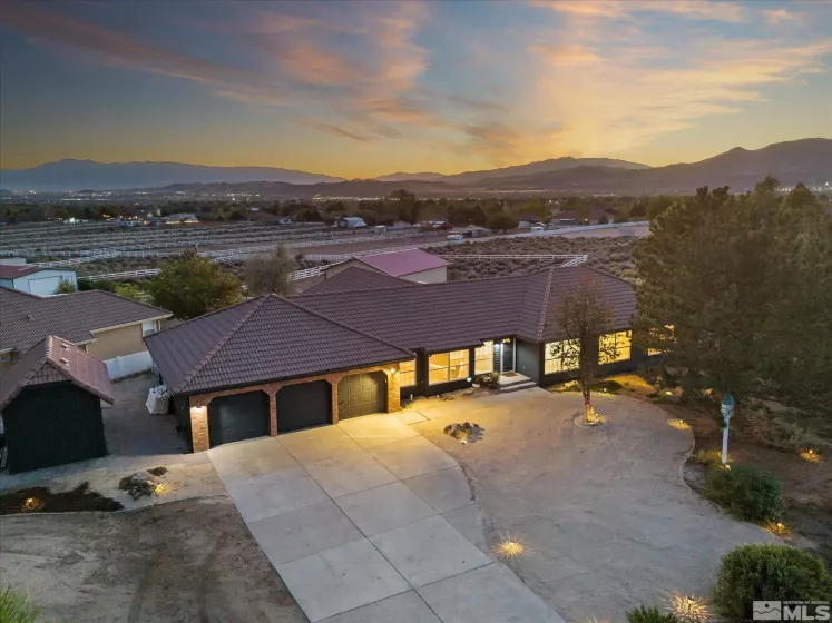 160 Stags Leap Dr, Sparks, Nevada 89441, 4 Bedrooms Bedrooms, ,2 BathroomsBathrooms,Residential,For Sale,Stags Leap Dr,240013307