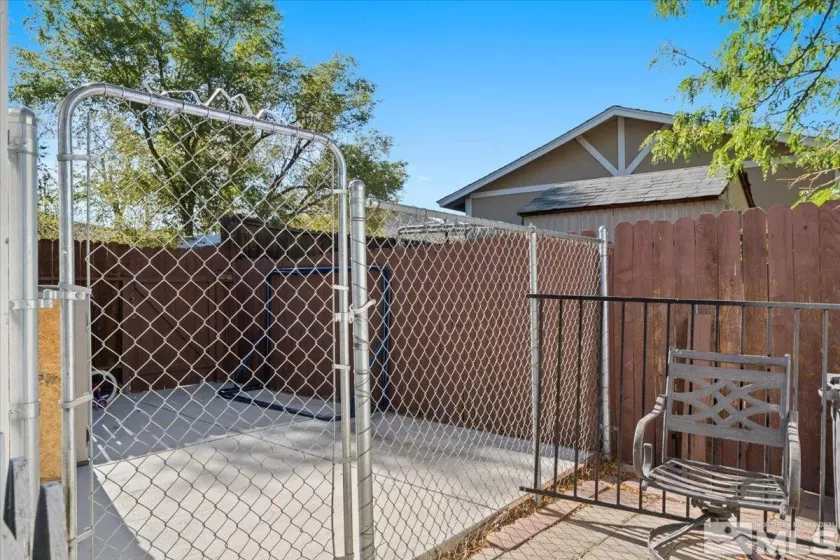 8587 Gate St, Reno, Nevada 89506, 4 Bedrooms Bedrooms, ,2 BathroomsBathrooms,Residential,For Sale,Gate St,240013283