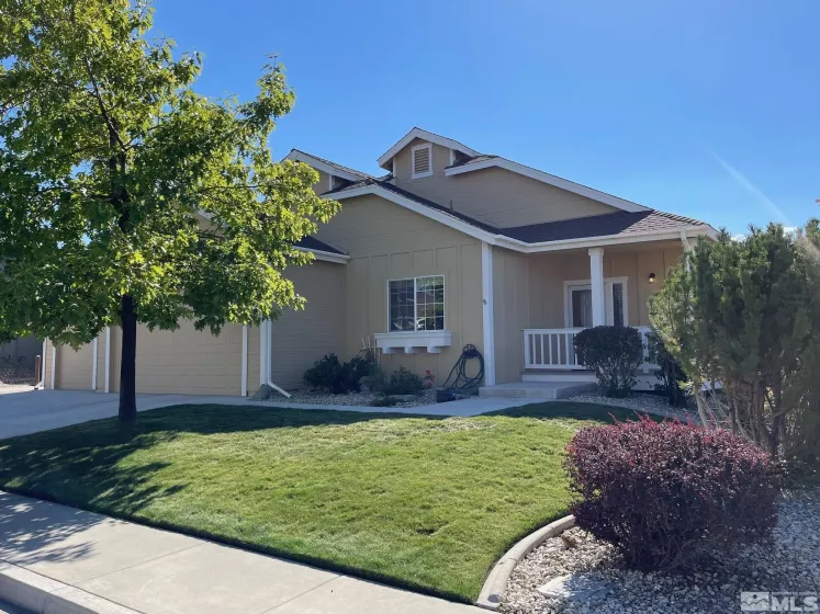 7645 Crest Bluff Dr, Reno, Nevada 89506, 3 Bedrooms Bedrooms, ,2 BathroomsBathrooms,Residential,For Sale,Crest Bluff Dr,240013280