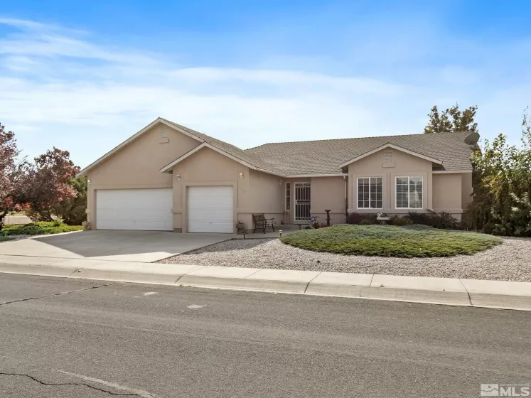 991 Julia Ln, Fernley, Nevada 89408, 3 Bedrooms Bedrooms, ,2 BathroomsBathrooms,Residential,For Sale,Julia Ln,240013278