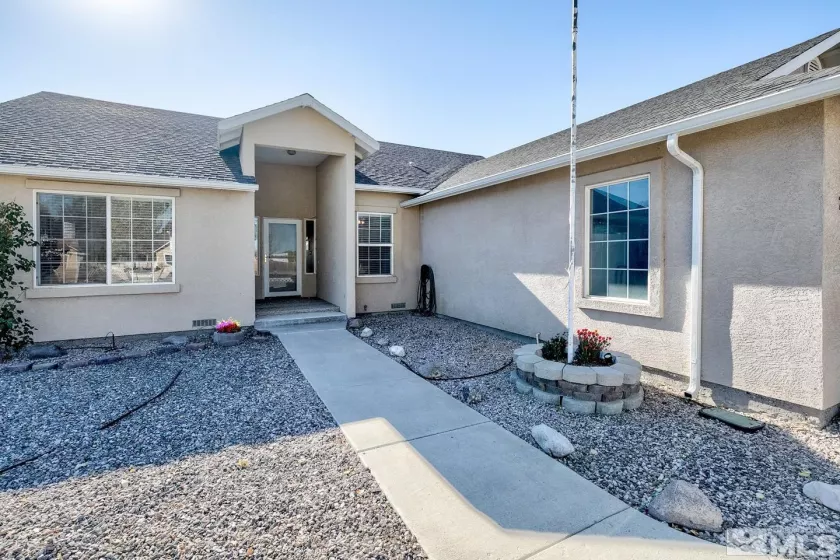 715 Hunter Park Way, Fallon, Nevada 89406, 3 Bedrooms Bedrooms, ,2 BathroomsBathrooms,Residential,For Sale,Hunter Park Way,240013231