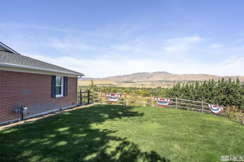 3510 Plumb Ln, Reno, Nevada 89509, 3 Bedrooms Bedrooms, ,2 BathroomsBathrooms,Residential,For Sale,Plumb Ln,240013201