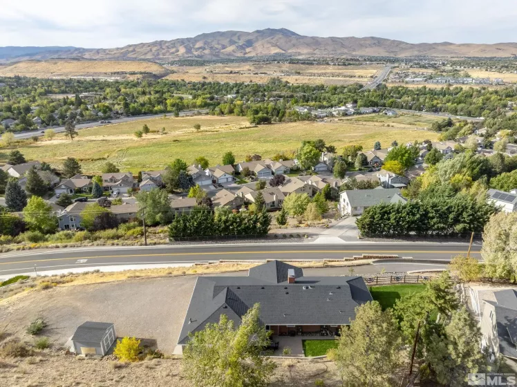 3510 Plumb Ln, Reno, Nevada 89509, 3 Bedrooms Bedrooms, ,2 BathroomsBathrooms,Residential,For Sale,Plumb Ln,240013201