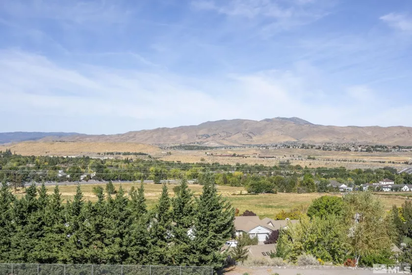 3510 Plumb Ln, Reno, Nevada 89509, 3 Bedrooms Bedrooms, ,2 BathroomsBathrooms,Residential,For Sale,Plumb Ln,240013201