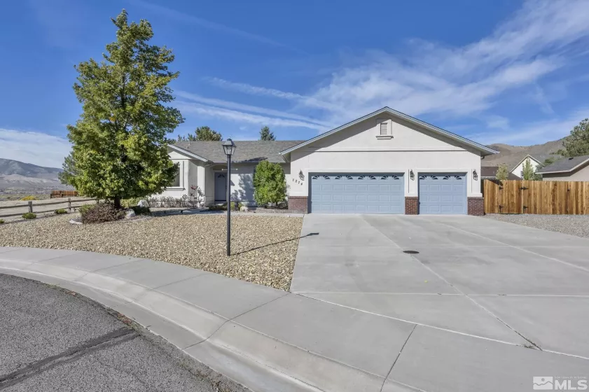 1274 Siesta Ct, Minden, Nevada 89423, 3 Bedrooms Bedrooms, ,2 BathroomsBathrooms,Residential,For Sale,Siesta Ct,240013200