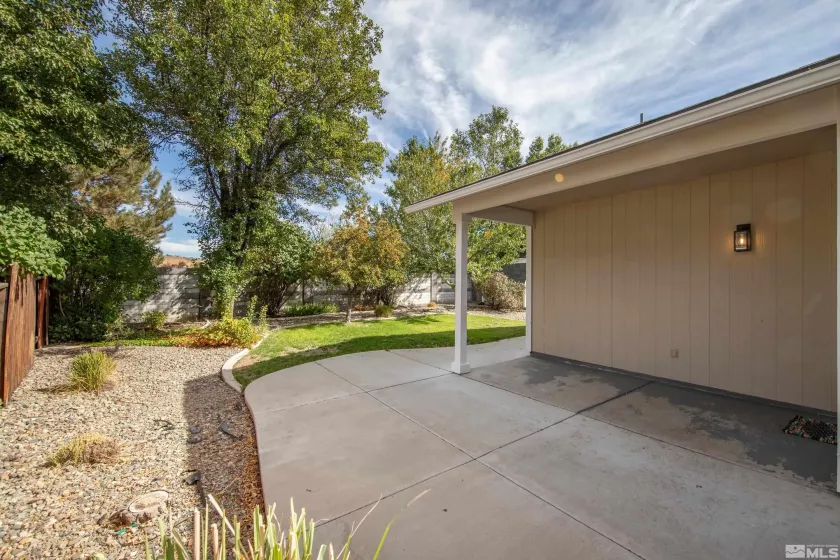 1071 Table Mountain Way, Reno, Nevada 89436, 3 Bedrooms Bedrooms, ,2 BathroomsBathrooms,Residential,For Sale,Table Mountain Way,240013172