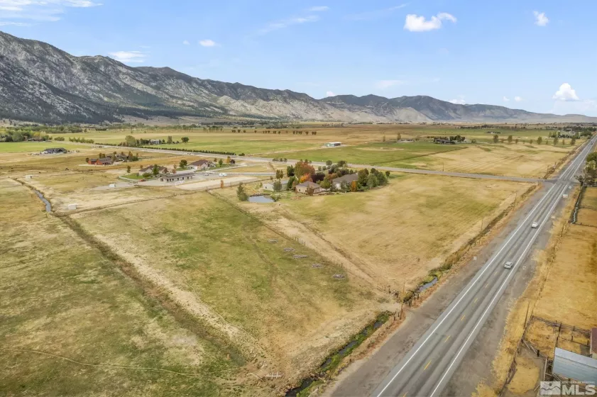 901 Fairview Lane, Gardnerville, Nevada 89460, 4 Bedrooms Bedrooms, ,3 BathroomsBathrooms,Residential,For Sale,Fairview Lane,240013159