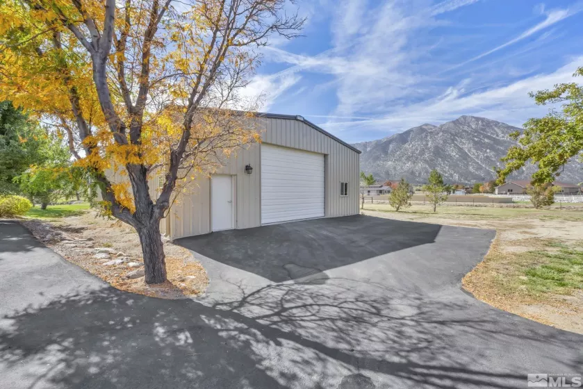 901 Fairview Lane, Gardnerville, Nevada 89460, 4 Bedrooms Bedrooms, ,3 BathroomsBathrooms,Residential,For Sale,Fairview Lane,240013159