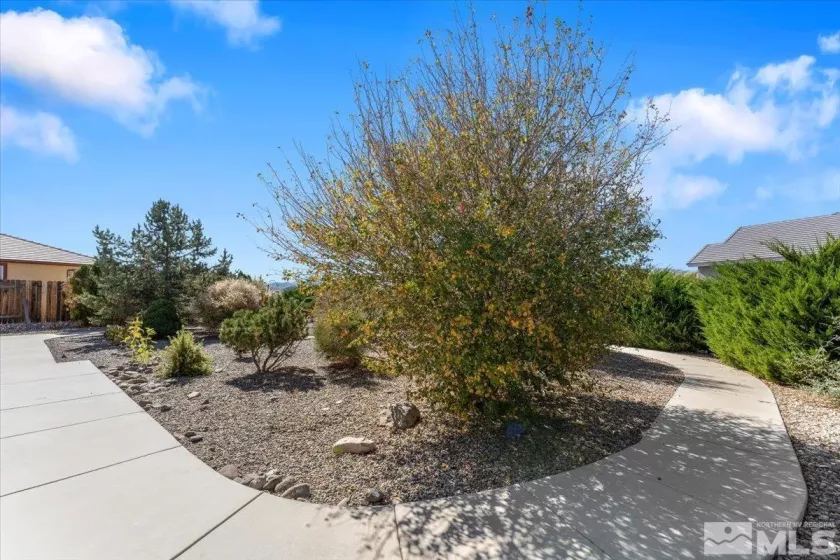 754 Grayhawk Drive, Dayton, Nevada 89403, 4 Bedrooms Bedrooms, ,3 BathroomsBathrooms,Residential,For Sale,Grayhawk Drive,240013063