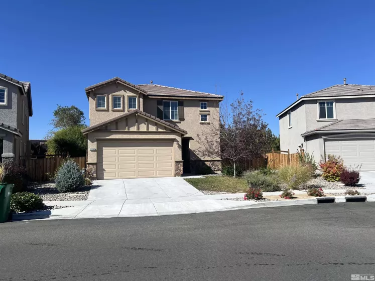 7136 Cinder Village Dr, Sparks, Nevada 89436, 4 Bedrooms Bedrooms, ,2 BathroomsBathrooms,Residential,For Sale,Cinder Village Dr,240012085