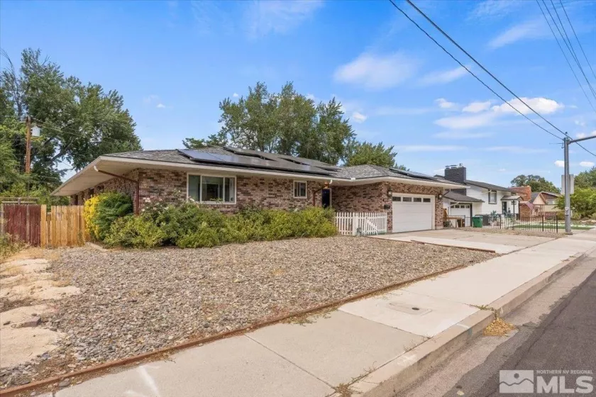 1895 Mayberry Drive, Reno, Nevada 89509, 3 Bedrooms Bedrooms, ,3 BathroomsBathrooms,Residential,For Sale,Mayberry Drive,240010395