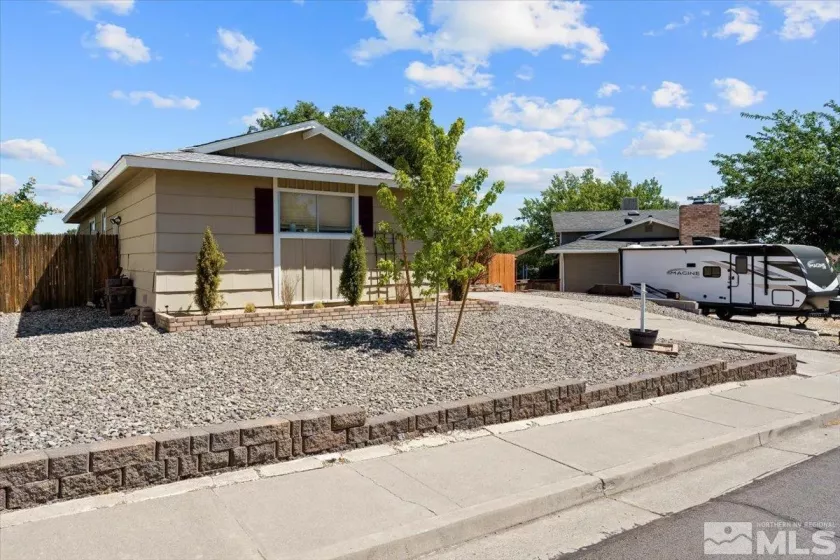 2680 Severn Dr, Reno, Nevada 89503, 3 Bedrooms Bedrooms, ,2 BathroomsBathrooms,Residential,For Sale,Severn Dr,240010809