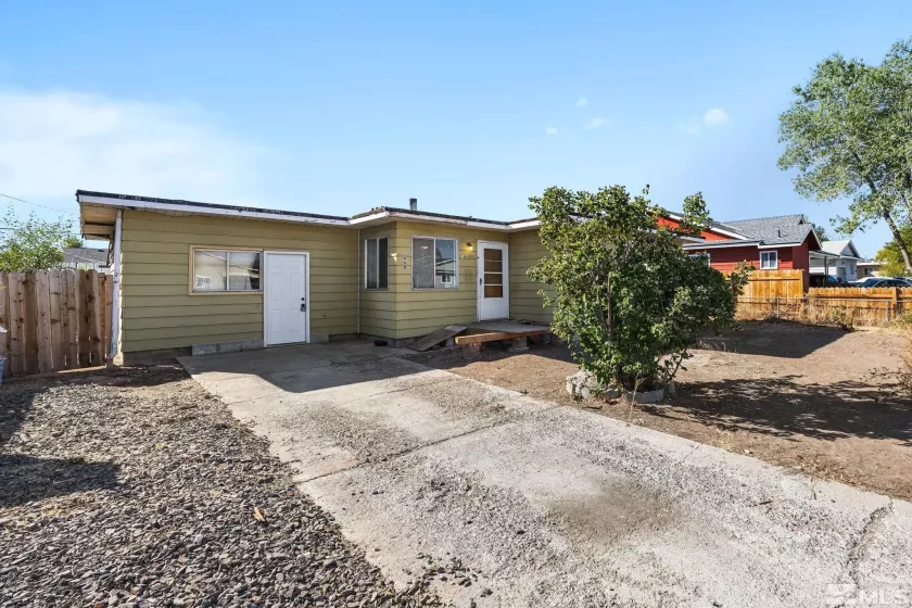 1660 Haddock Dr, Reno, Nevada 89512, 3 Bedrooms Bedrooms, ,1 BathroomBathrooms,Residential,For Sale,Haddock Dr,240013584