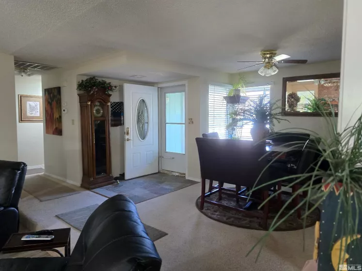 1641 Sprucemont St, Sparks, Nevada 89434, 3 Bedrooms Bedrooms, ,2 BathroomsBathrooms,Residential,For Sale,Sprucemont St,240013586