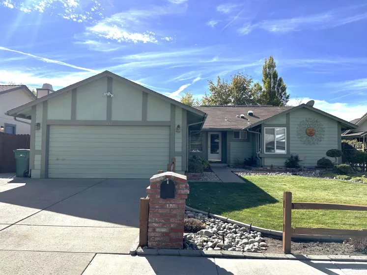 1641 Sprucemont St, Sparks, Nevada 89434, 3 Bedrooms Bedrooms, ,2 BathroomsBathrooms,Residential,For Sale,Sprucemont St,240013586