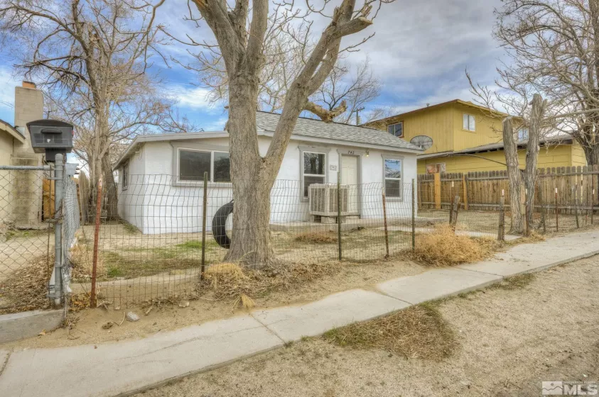 742 D St, Hawthorne, Nevada 89415, 3 Bedrooms Bedrooms, ,2 BathroomsBathrooms,Residential,For Sale,D St,220017277