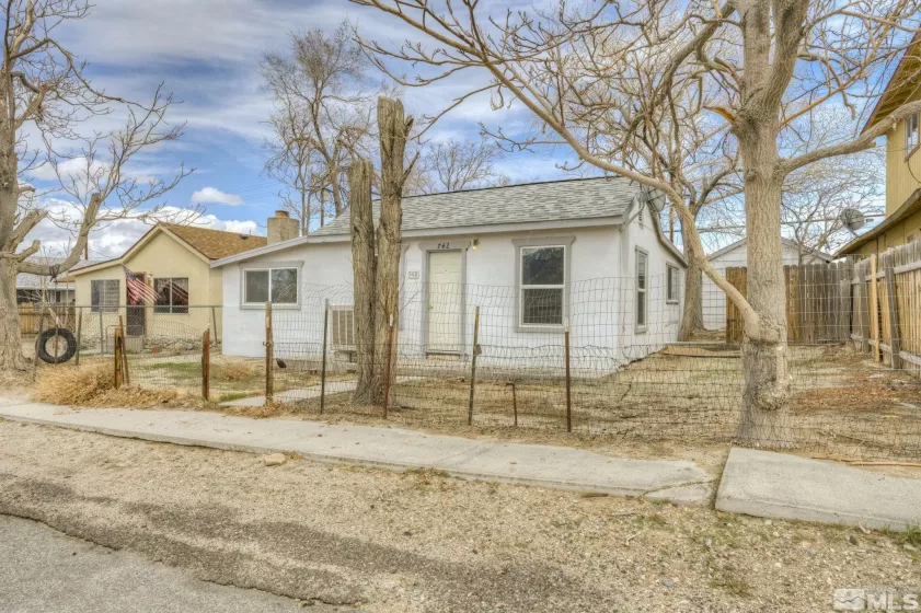 742 D St, Hawthorne, Nevada 89415, 3 Bedrooms Bedrooms, ,2 BathroomsBathrooms,Residential,For Sale,D St,220017277