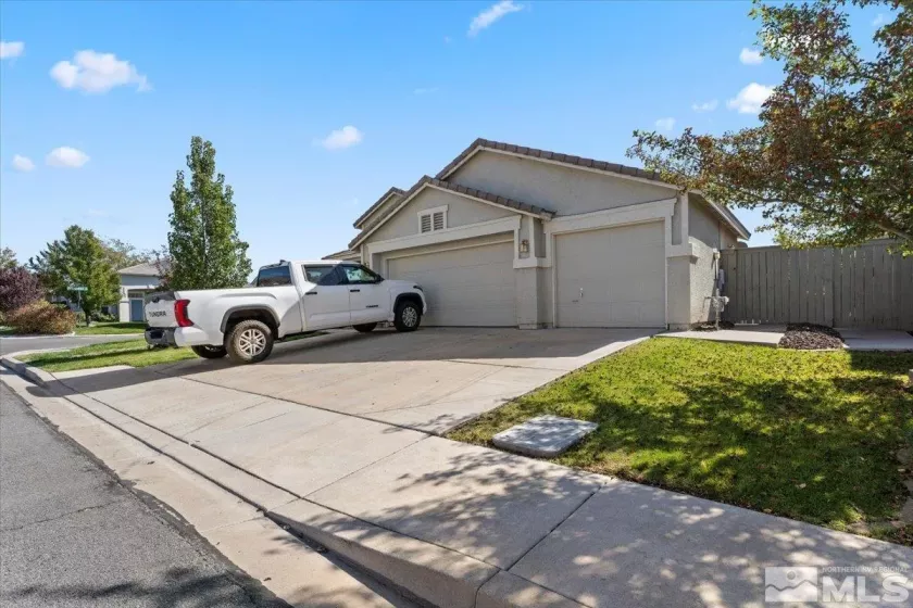 1780 Glen Cove Ct, Reno, Nevada 89521, 4 Bedrooms Bedrooms, ,2 BathroomsBathrooms,Residential,For Sale,Glen Cove Ct,240013560