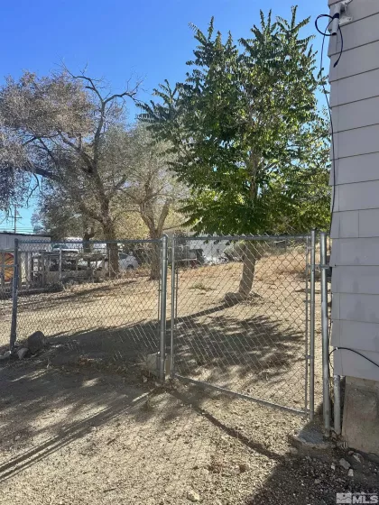 423 Saint Patrick St., Tonopah, Nevada 89049, 3 Bedrooms Bedrooms, ,1 BathroomBathrooms,Residential,For Sale,Saint Patrick St.,240013556