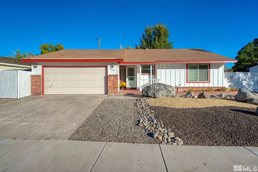 1640 Trabert Way, Sparks, Nevada 89431, 3 Bedrooms Bedrooms, ,2 BathroomsBathrooms,Residential,For Sale,Trabert Way,240013543